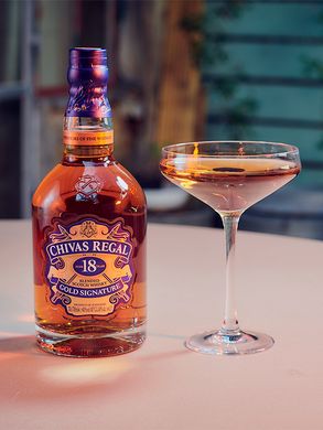 Віскі Chivas Regal 18 років 1,0л. 40% в кор.