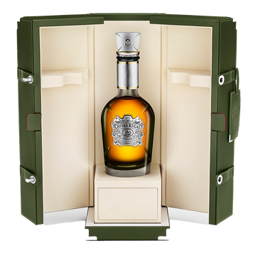 Виски Chivas Regal The Icon 0.7л 43%