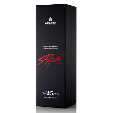 Бренди Аrarat Charles Aznavour Signature Blend 25 лет 0.75л. 40%