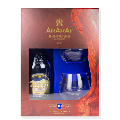 Набір: бренді вірменське Ararat Akhtamar 10 років 0.7л + 2 склян. 40%